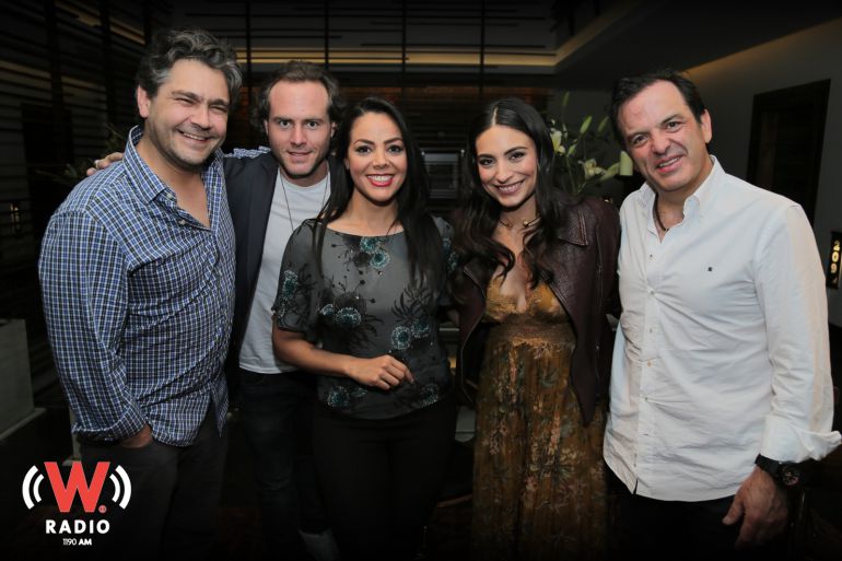 Uno a Uno con el elenco de "El que busca encuentra" Uno a Uno con el elenco de "El que busca encuentra"