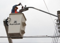 Piden cancelar millonaria compra directa de luminarias para Zapopan