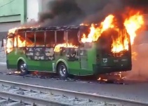 Atentado contra secretario del trabajo generó autos incendiados en Jalisco