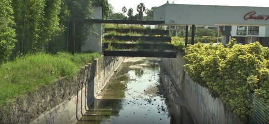 Habitantes del Fraccionamiento Canta Luna exigen solución a inundaciones Habitantes del Fraccionamiento Canta Luna exigen solución a inundaciones