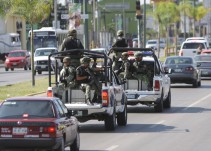 Sigue la violencia en Tamaulipas pero "no hay guerra"