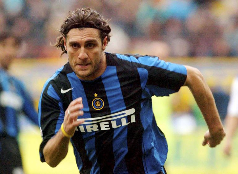 Christian Vieri regresa a las canchas a sus 43 años de edad