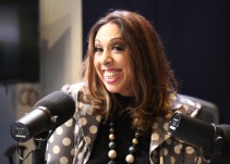 Viernes casual con Regina Orozco
