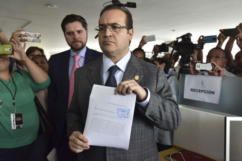 ‘Los Puntos y Puntadas de Verónica’ presenta: Javier Duarte deja el gobierno de Veracruz