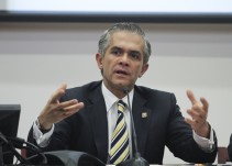 Los viajes de Mancera y la renuncia de Torruco