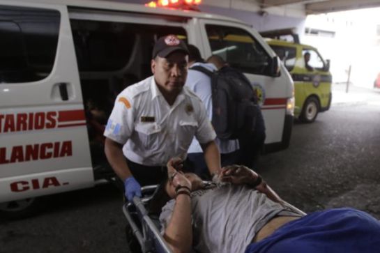 Más de 30 niños murieron tras incendio en orfanato de Guatemala Más de 30 niños murieron tras incendio en orfanato de Guatemala