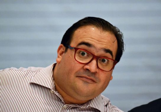 Crónica Periodística: “Puntos y Puntadas”: ¿Qué fue del juez que amparó a uno de “Los Porkys”? Crónica Periodística: “Puntos y Puntadas”: ¿Qué fue del juez que amparó a uno de “Los Porkys”?