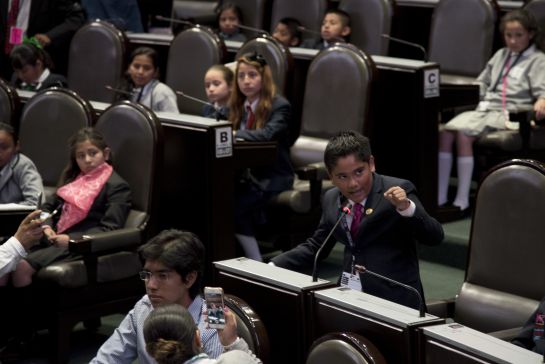 En México, 7 de cada 10 niños desaprueban al presidente En México, 7 de cada 10 niños desaprueban al presidente