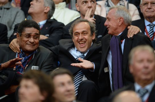 #AsíSopitas: Ajax y Barcelona rinden homenaje a Johan Cruyff #AsíSopitas: Ajax y Barcelona rinden homenaje a Johan Cruyff