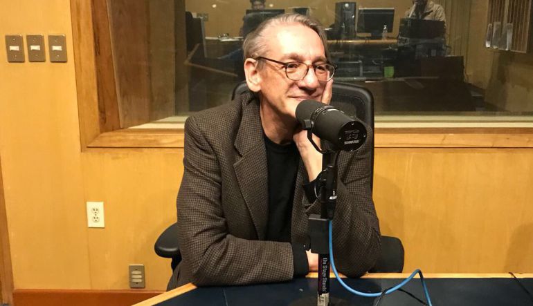 “La novela es la historia de una reconstrucción porque para reconstruir hay que recordar y a veces recordar es recordar demagogia, es recordar cosas que no son”: Alberto Ruy-Sánchez “La novela es la historia de una reconstrucción porque para reconstruir hay que recordar y a veces recordar es recordar demagogia, es recordar cosas que no son”: Alberto Ruy-Sánchez