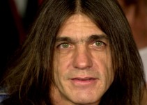 Esta semana en "WFM", homenaje a Malcolm Young