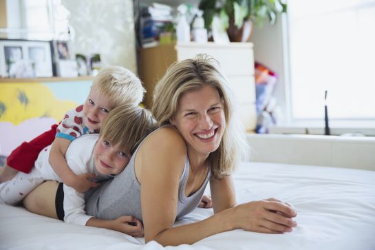 Hijos: BBmundo: Que tu hijo sea feliz ¡ya! Hijos: BBmundo: Que tu hijo sea feliz ¡ya!