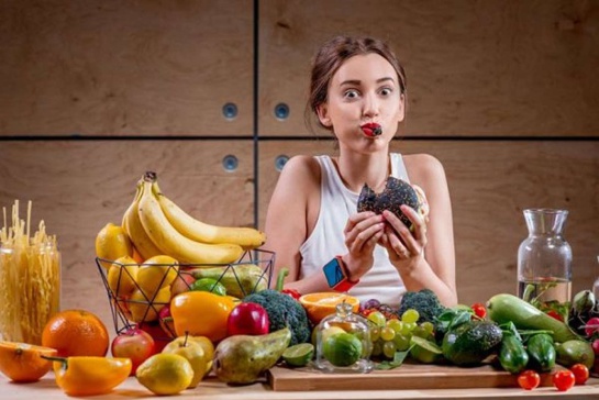 ¿Te enloquece tu forma de comer? ¿Te enloquece tu forma de comer?