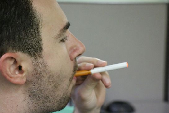 SOPITAS: El peligro de usar cigarros electrónicos SOPITAS: El peligro de usar cigarros electrónicos