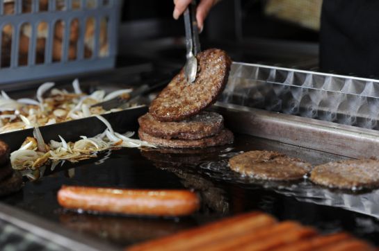 El estudio de Profeco que nos dice lo que tiene la carne para hamburguesa El estudio de Profeco que nos dice lo que tiene la carne para hamburguesa