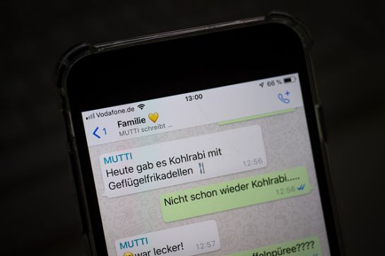 SOPITAS: La salida perfecta de los grupos de WhatsApp SOPITAS: La salida perfecta de los grupos de WhatsApp