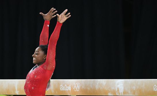 SOPITAS: Simone Biles, podría llegar a ser la mejor gimnasta de la historia SOPITAS: Simone Biles, podría llegar a ser la mejor gimnasta de la historia