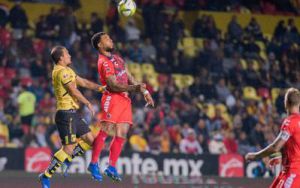 Jugadores del Veracruz amenazan con no jugar por falta de pago Jugadores del Veracruz amenazan con no jugar por falta de pago
