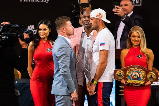 SOPITAS: El “Canelo” Álvarez se enfrentara a Sergey Kovalev SOPITAS: El “Canelo” Álvarez se enfrentara a Sergey Kovalev
