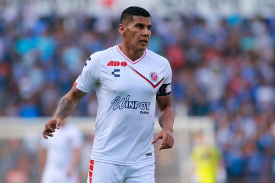 SOPITAS: Carlos Salcido se ha despedido oficialmente del fútbol profesional SOPITAS: Carlos Salcido se ha despedido oficialmente del fútbol profesional