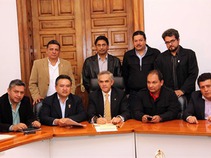 Se reune Mancera con integrantes del SME