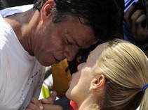 Condena a líder opositor venezolano Leopoldo López a casi 14 años de cárcel