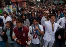 Peña solicita a Nuño dar pronta respuesta a politécnicos