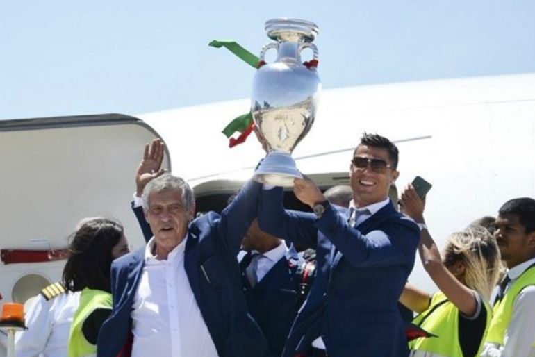 Cristiano Ronaldo dedica título de la Eurocopa a aficionados portugueses