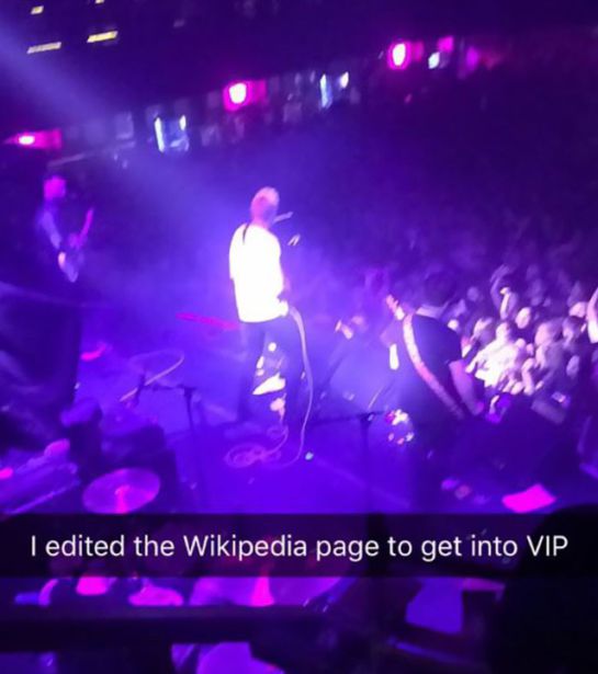 Editó Wikipedia para estar en zona VIP durante concierto... Editó Wikipedia para estar en zona VIP durante concierto...