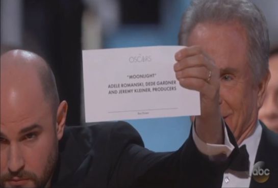 'Rusia acaba de hackear los Oscar': finales alternativos al error histórico de la gala 'Rusia acaba de hackear los Oscar': finales alternativos al error histórico de la gala