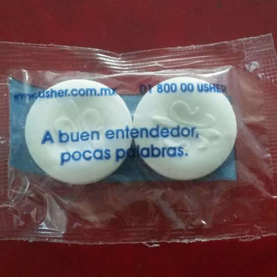 ¿Por qué hay refranes en los paquetes de las pastillas de menta? ¿Por qué hay refranes en los paquetes de las pastillas de menta?