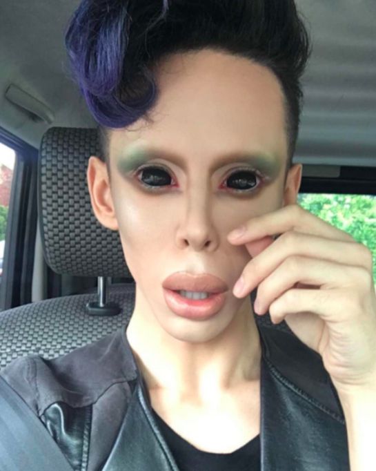 Conoce al humano cuyo sueño es ser un “marciano asexual” Conoce al humano cuyo sueño es ser un “marciano asexual”