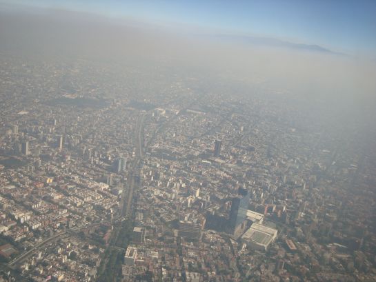 Respirar el aire de la CDMX equivale a fumar 40 cigarros al día Respirar el aire de la CDMX equivale a fumar 40 cigarros al día