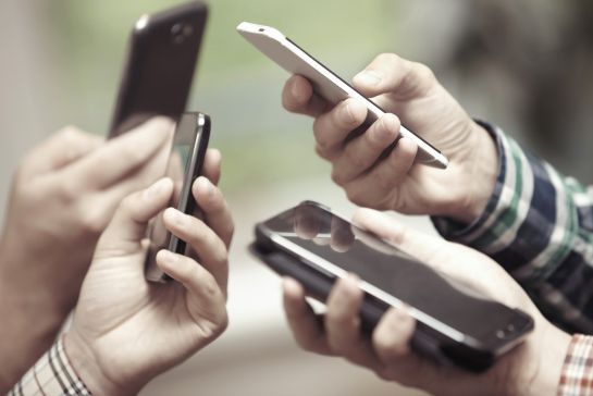 ¿Has sentido que vibra tu celular y cuando lo ves no es nada ni nadie? Se llama “vibración fantasma” ¿Has sentido que vibra tu celular y cuando lo ves no es nada ni nadie? Se llama “vibración fantasma”