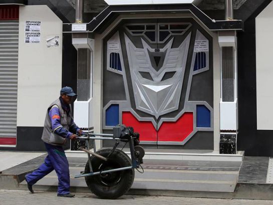 Construyen casas inspiradas en “Transformers” Construyen casas inspiradas en “Transformers”