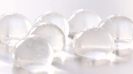 Estas bolitas podrían sustituir a las botellas de agua Estas bolitas podrían sustituir a las botellas de agua