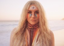 Kesha regresa después de 4 años con nuevo sencillo ‘Praying’