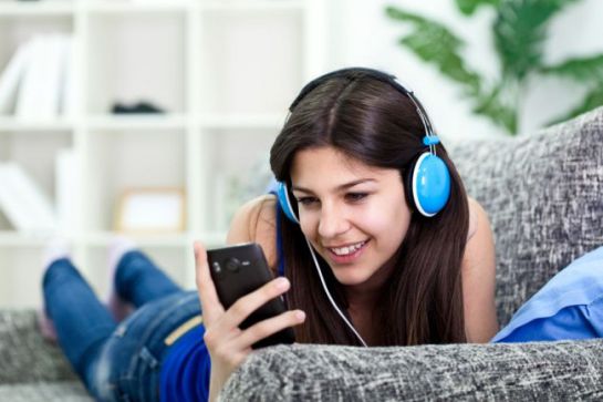 Aprende cómo puedes poner música en WhatsApp Aprende cómo puedes poner música en WhatsApp