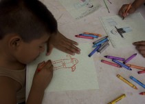 Detienen a maestra acusada de abusar sexualmente de 11 niños en Jalisco