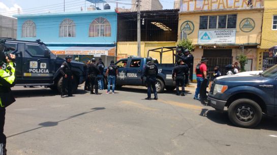 Abaten a 'El Ojos' y a siete presuntos narcomenudistas en Tláhuac Abaten a 'El Ojos' y a siete presuntos narcomenudistas en Tláhuac