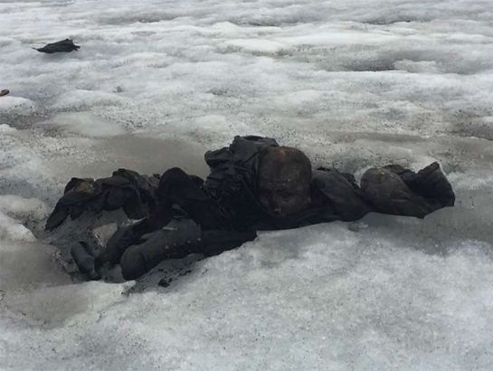 Encuentran a matrimonio congelado después de estar 75 años perdidos Encuentran a matrimonio congelado después de estar 75 años perdidos