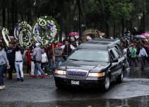 Despiden a 'El Ojos', en medio de un fuerte operativo de seguridad