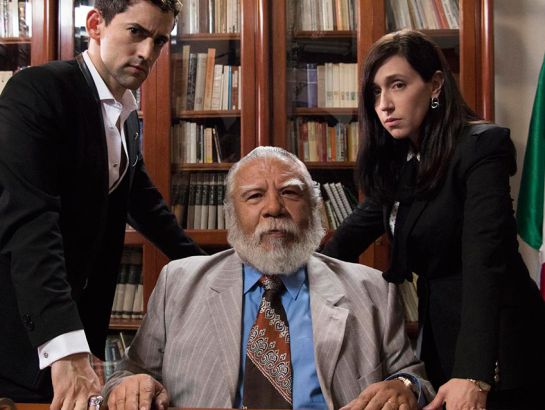 Lanzan las primeras imágenes de la tercera temporada de ‘Club de Cuervos’ Lanzan las primeras imágenes de la tercera temporada de ‘Club de Cuervos’