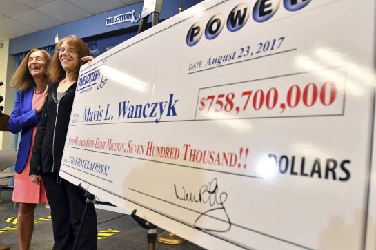 Mujer ganó 758 millones de dólares en una lotería de EE.UU. Mujer ganó 758 millones de dólares en una lotería de EE.UU.