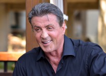 Apariencia física de Sylvester Stallone preocupa a sus fans