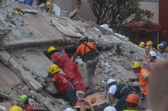 Van contra constructoras de 38 edificios dañados en Benito Juárez Van contra constructoras de 38 edificios dañados en Benito Juárez