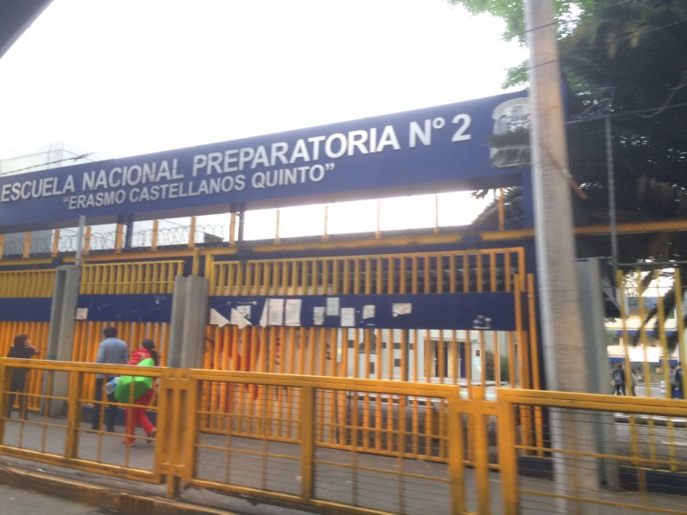 Cierran Preparatoria 2, en apoyo a Marco Antonio Sánchez
