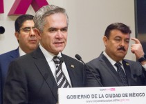 Mancera y Josefina en lista del PAN para el Senado