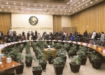 INE prohíbe debates entre pre candidatos en intercampaña