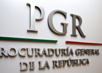 La PGR le responde a "Por México al Frente"